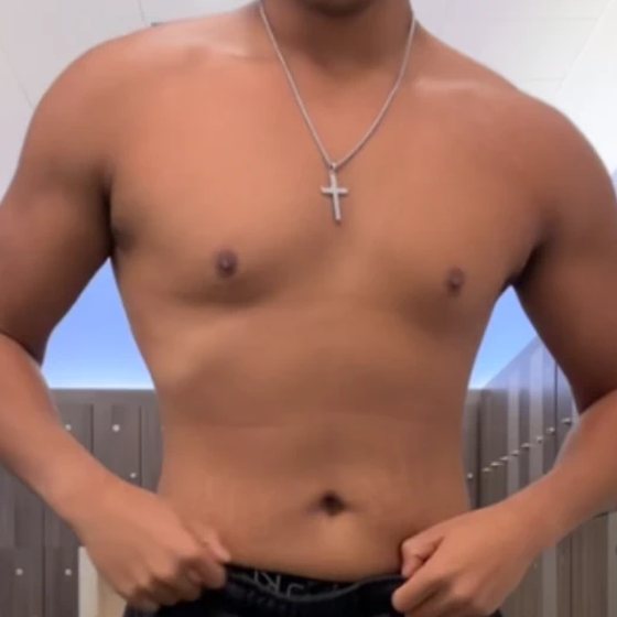 Mid-progress, training in the gym locker room